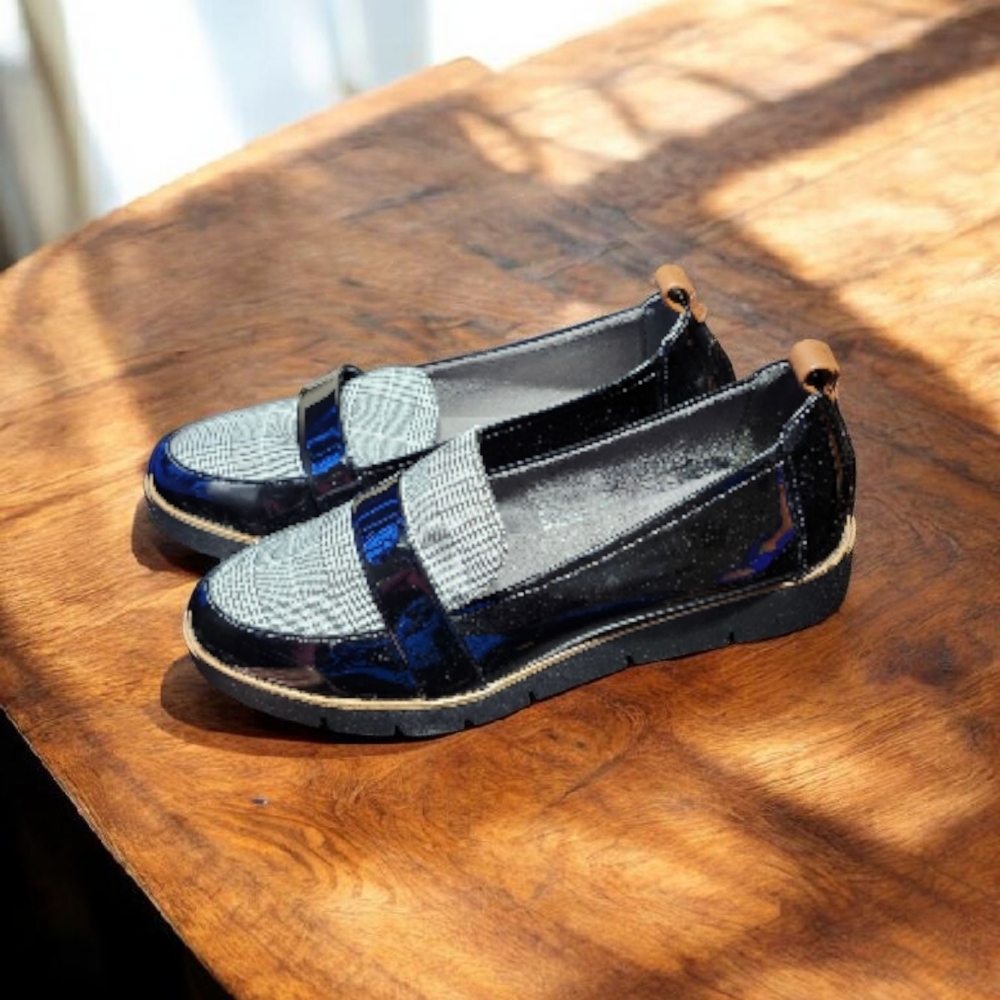 Elegant Black and Silver Women's Loafers